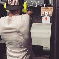 Discount Gun Mart logo